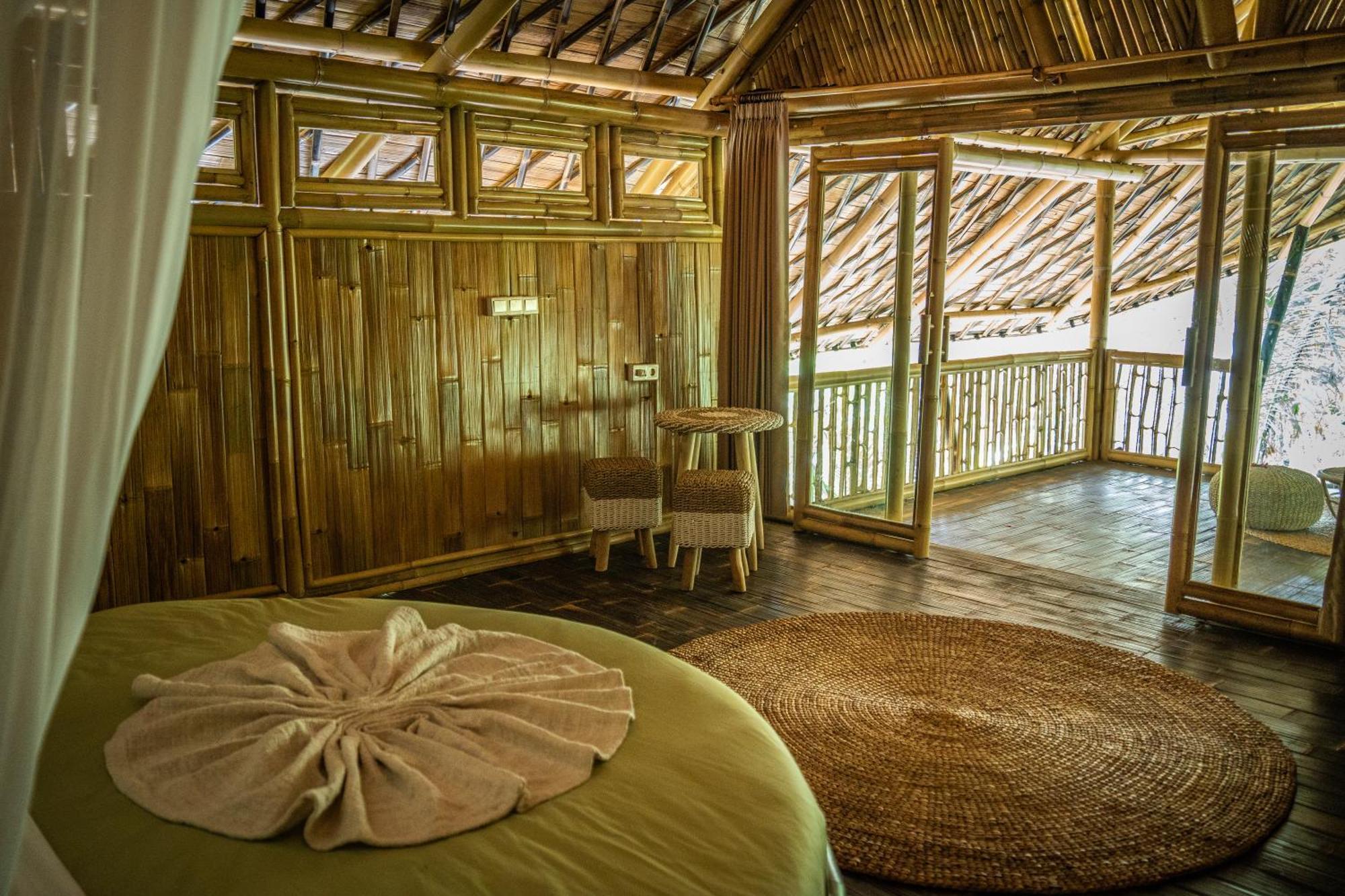 Вілла Eco Bamboo Island Bali - Bamboo House #3 Selat Екстер'єр фото