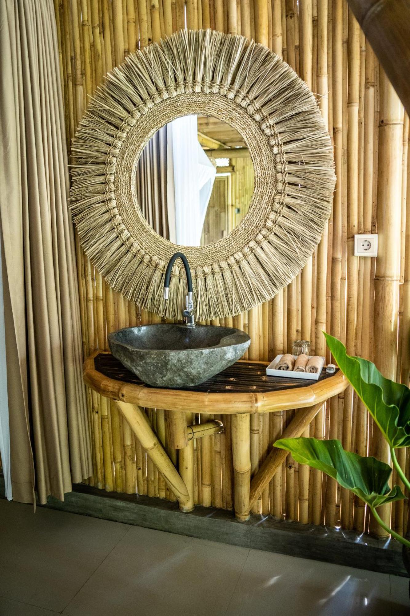 Вілла Eco Bamboo Island Bali - Bamboo House #3 Selat Екстер'єр фото