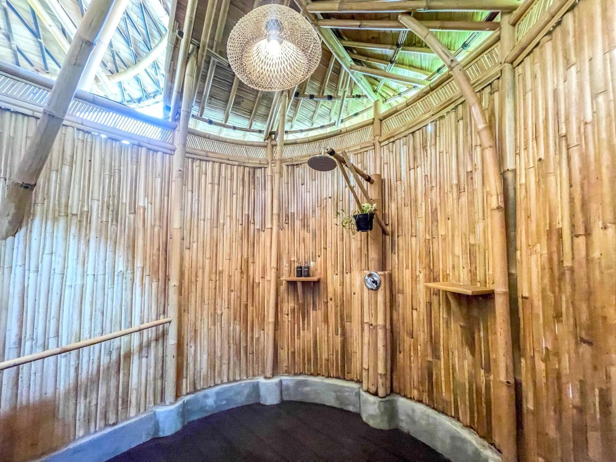 Вілла Eco Bamboo Island Bali - Bamboo House #3 Selat Екстер'єр фото